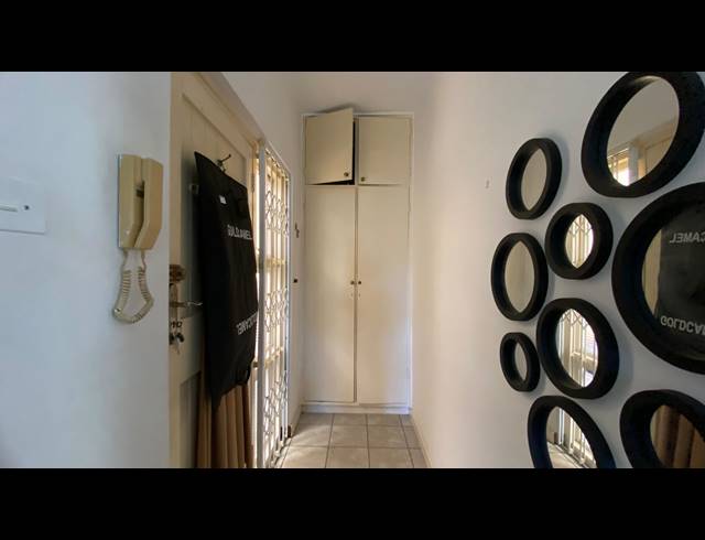 1 BEDROOM FLAT FOR SALE IN GLENWOOD